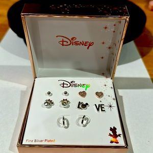Disney Minnie Mouse Fine Silver Plated Set of Earrings (5 pairs)